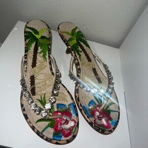 Kitten heels with jewels on straps